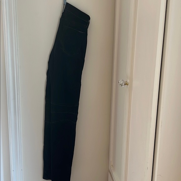 Unique Hudson Jeans - Picture 4 of 8